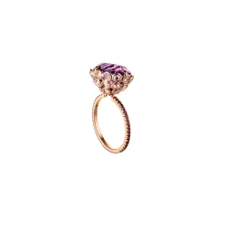 Amethyst oval ring