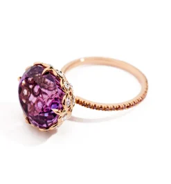 Amethyst oval ring
