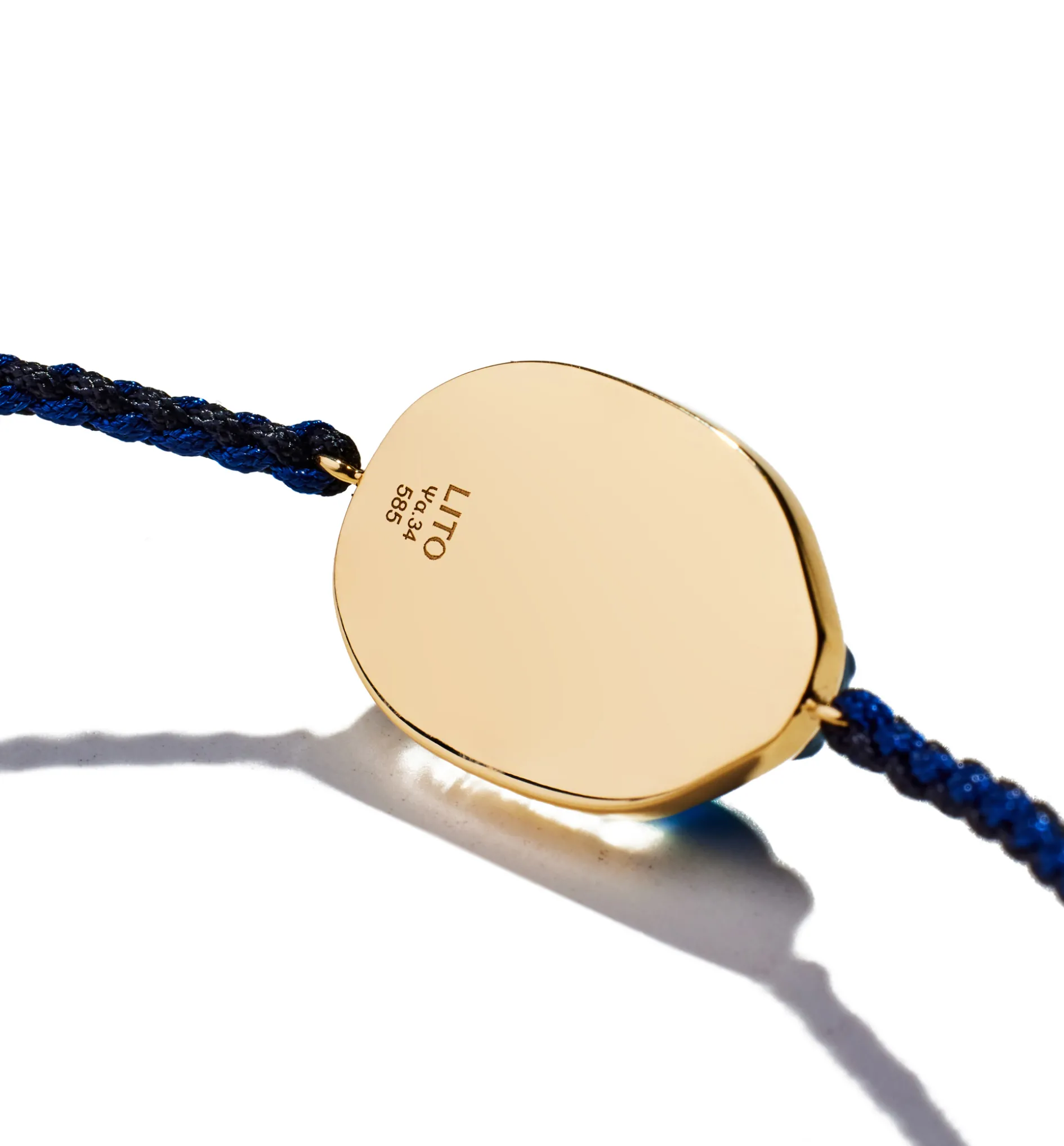 Big Luna macrame men's bracelet