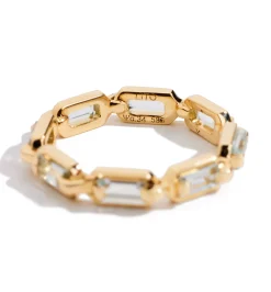 Clarity ring