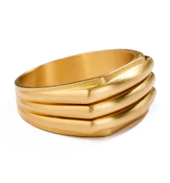 Flowin' men's ring