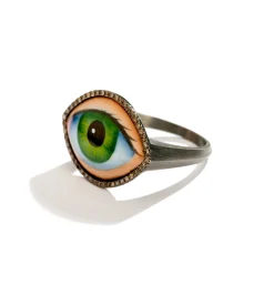 Grand Vert diamond ring