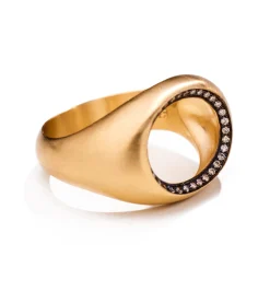 Howlin' diamond ring