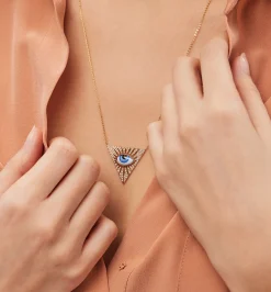 Isida Petit Bleu diamond necklace