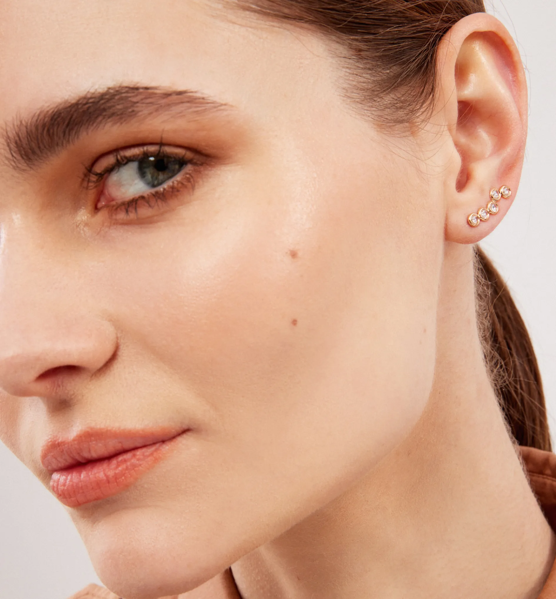 Mini cardio left earring