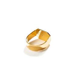 Octagon ring