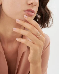 Oval ring