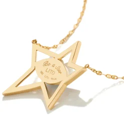 Petit Bleu #BeAStar diamond necklace