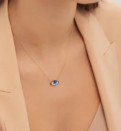 Petit Bleu diamond and sapphire necklace