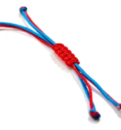 Petit Blue macrame bracelet