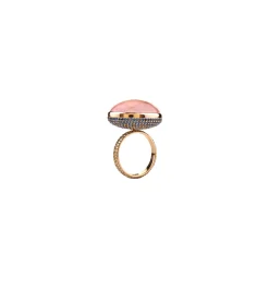 Pink quartz ring