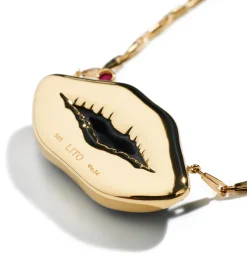 "Poison Lips" big necklace