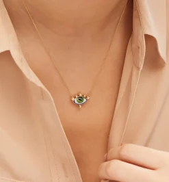 Russe Petit Vert diamond necklace