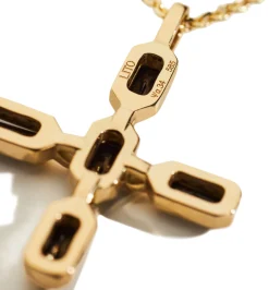 Vigour Cross necklace